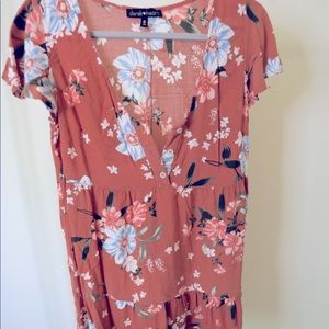 Cute flowy short floral dress